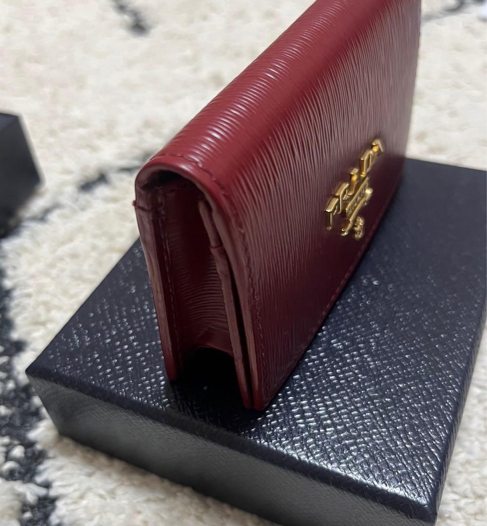 PRADA 名刺入れ カードケース