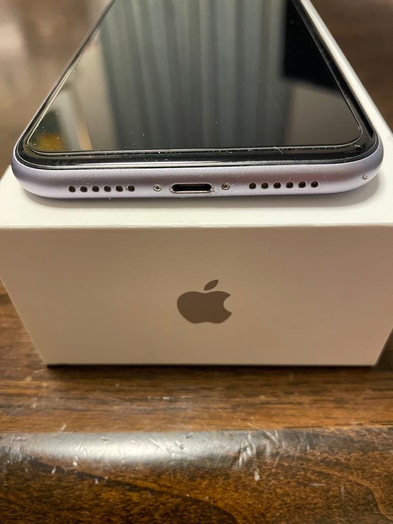 ★★★　Apple iPhone 11 128GB パープル　中古　★★★