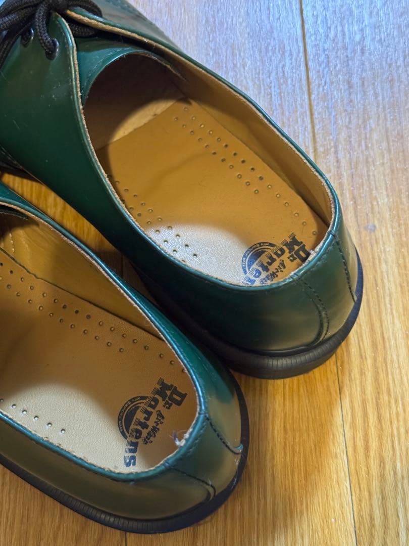 ドクターマーチン 3ホール グリーン