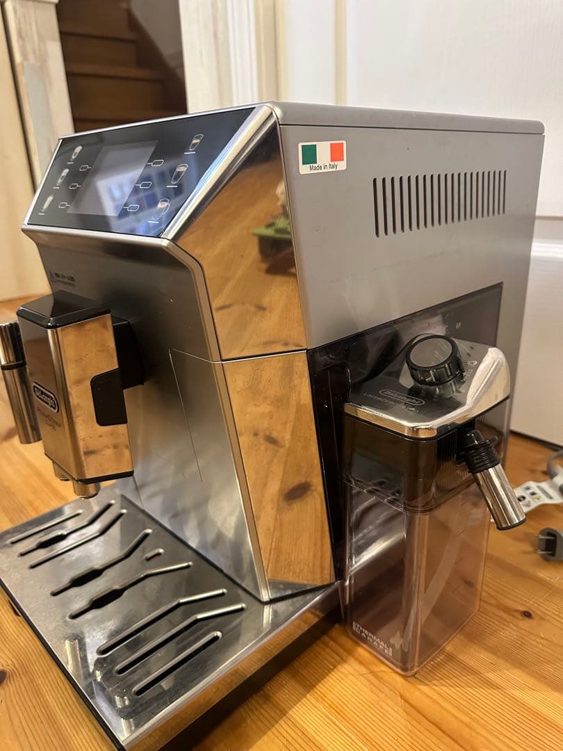 DeLonghi デロンギ プリマドンナクラス 全自動コーヒーマシン