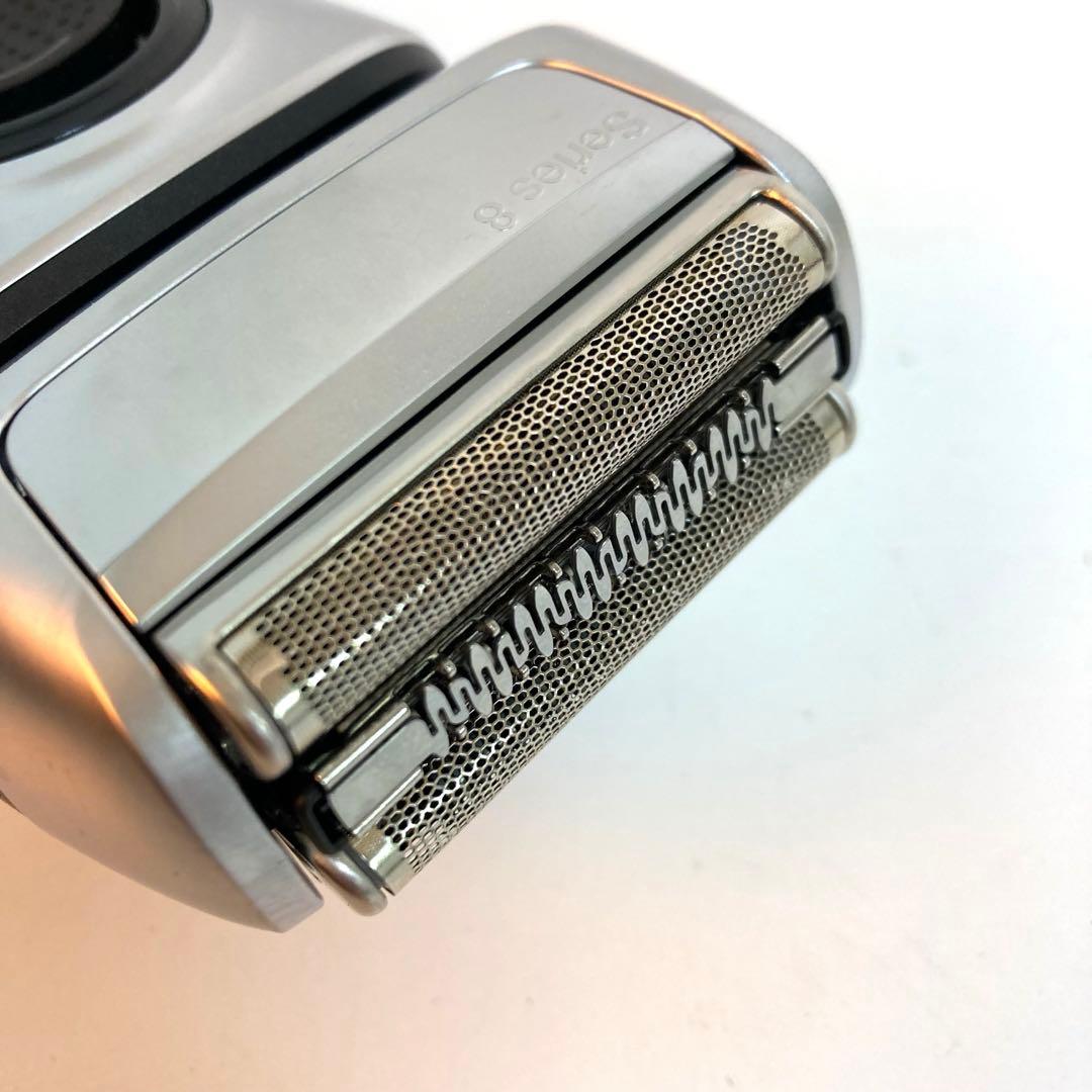 B290-21 Braun S8 wet&dry 電気シェーバー　コード欠品
