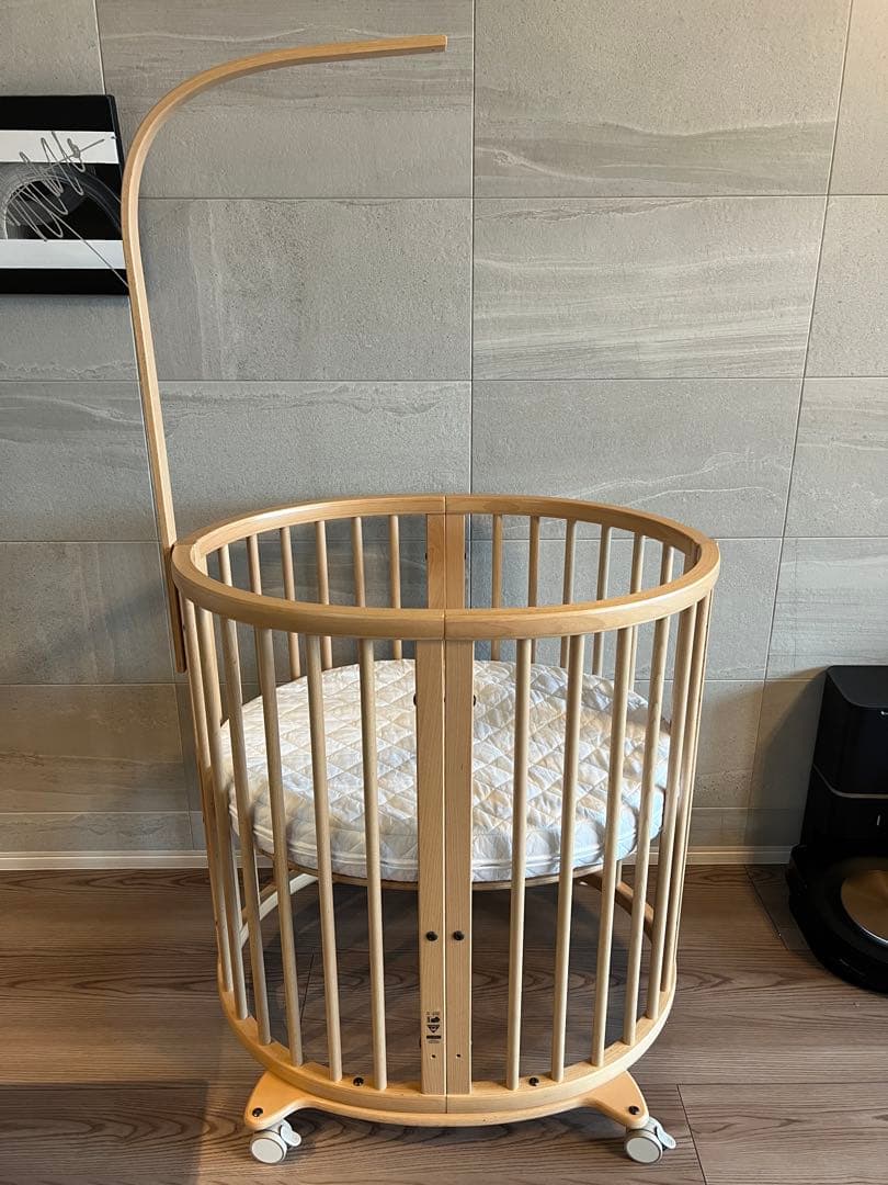 ストッケ ベビーベッド