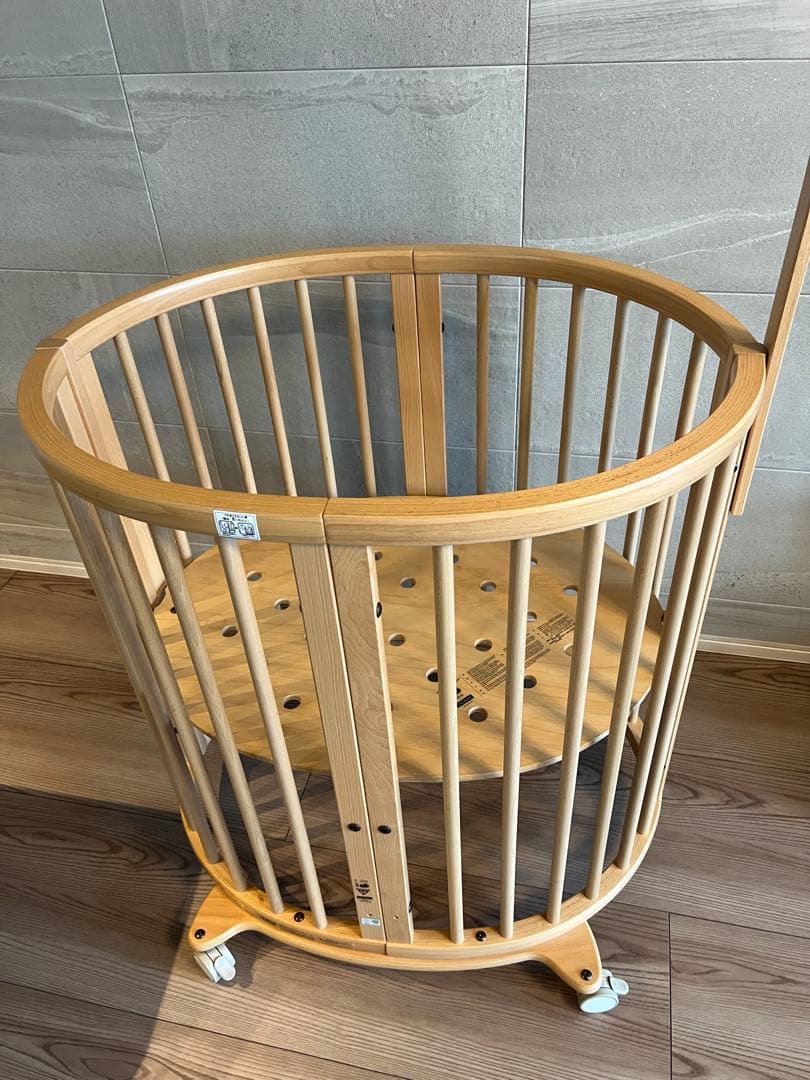 ストッケ ベビーベッド