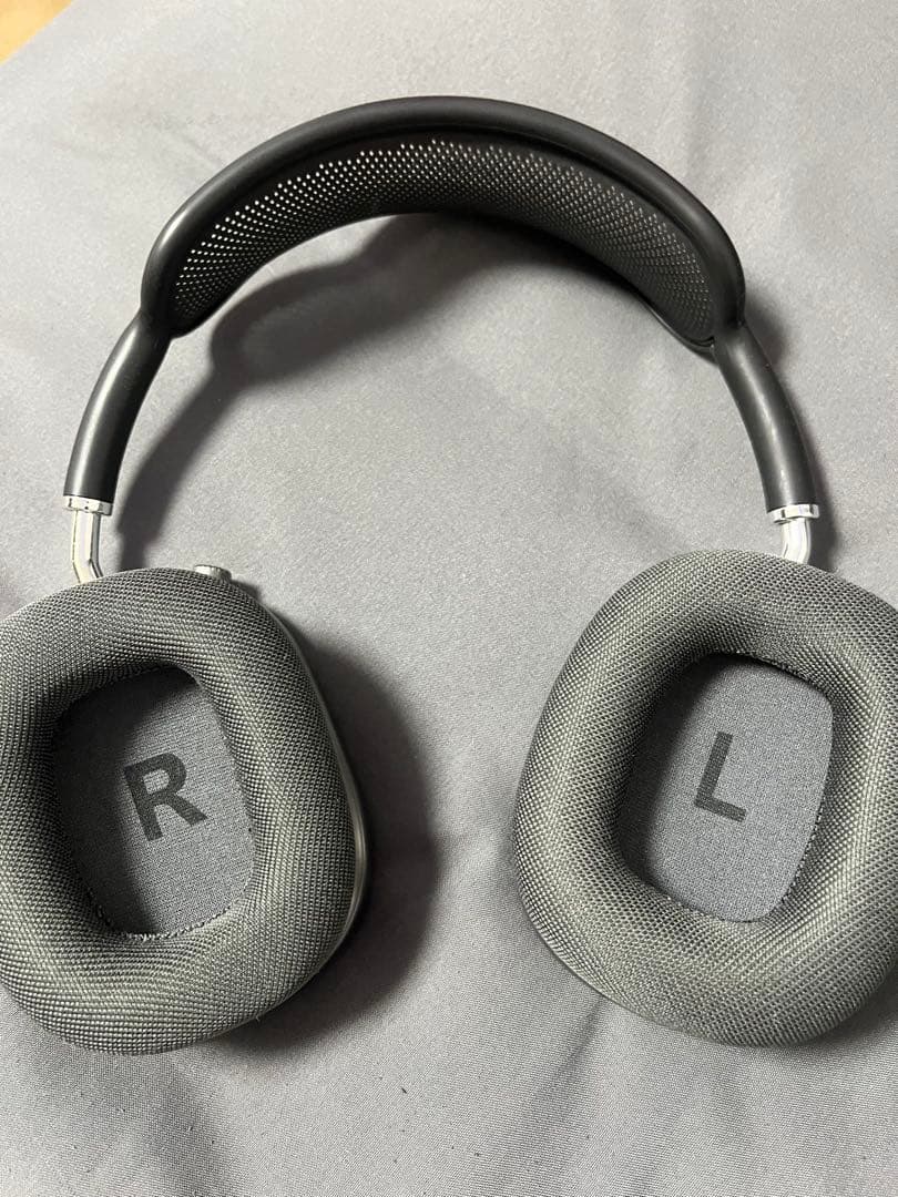 Air Maxノイズキャンセリングワイヤレスヘッドホン グレー