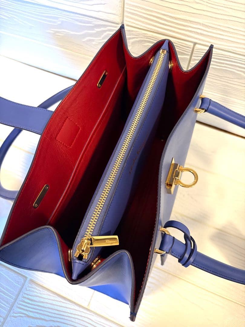 Salvatore Ferragamo ガンチーニ ジュリエット ハンドバッグ