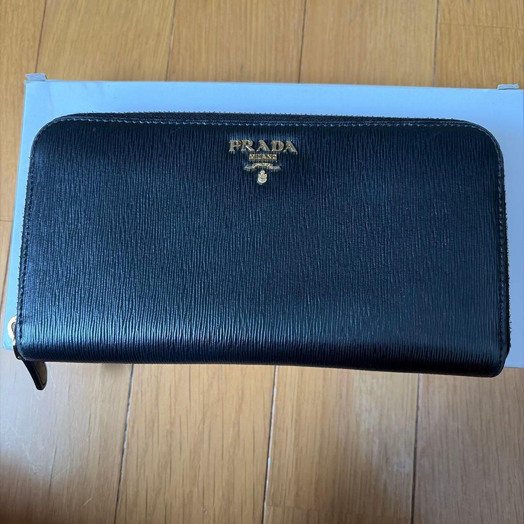HANA　PRADA ブラック 長財布