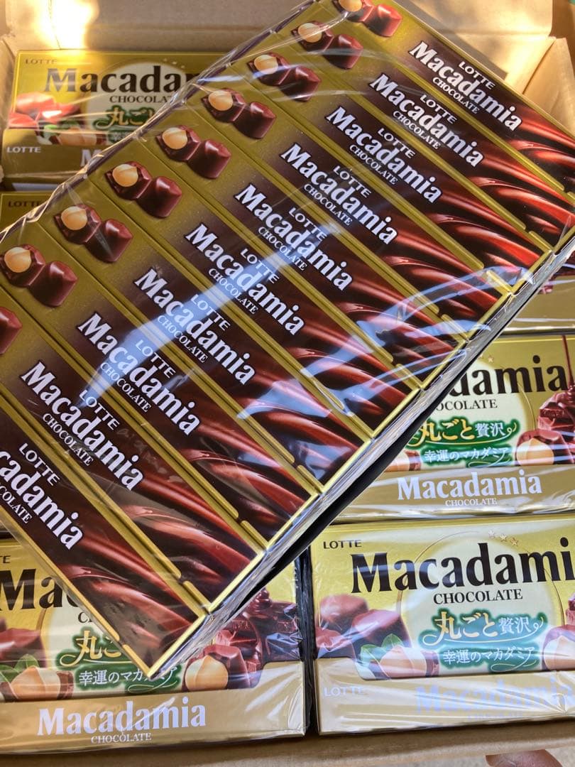 ロッテ　9粒マカダミアチョコ80個おまとめ販売