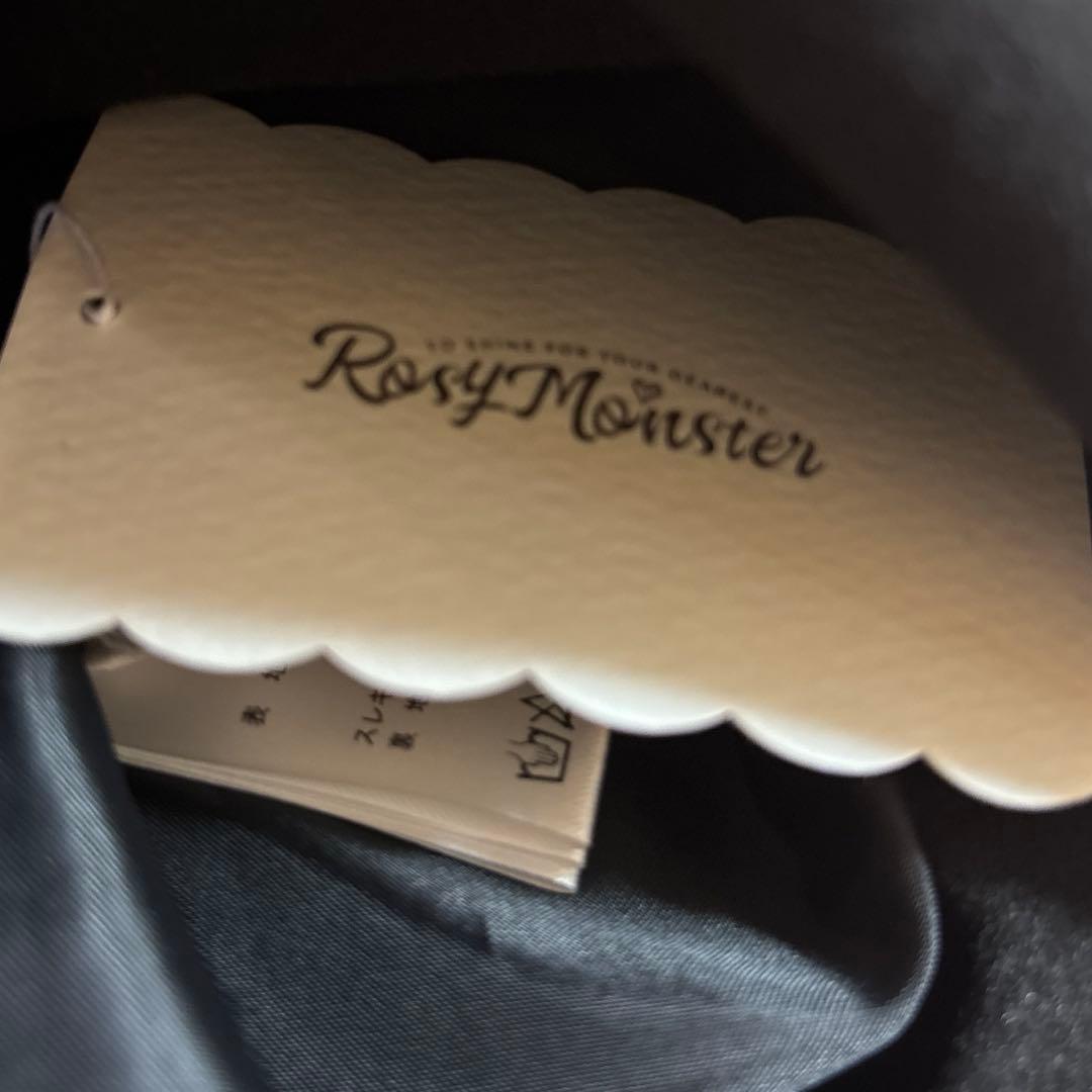 新品　完売品ロージーモンスターウールライクスカラップショートパンツ　ブラックS