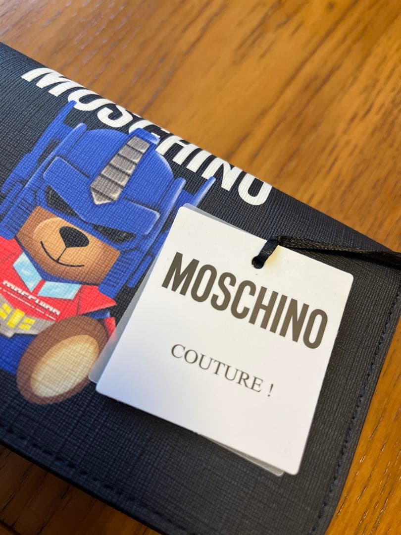 MOSCHINO チェーン付き財布　レディース、メンズ