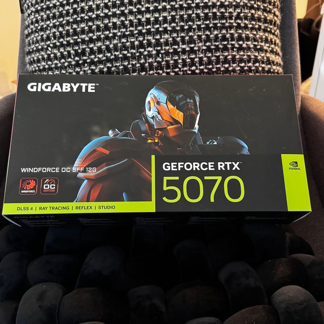 GIGABYTE RTX5070 動確済極美品 備品完備 保証つき