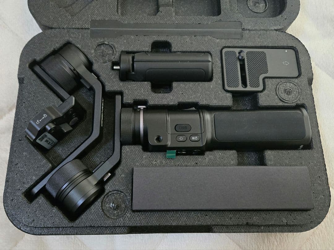 【美品・即日発送】FeiyuTech G6MAX スタビライザー　ジンバル