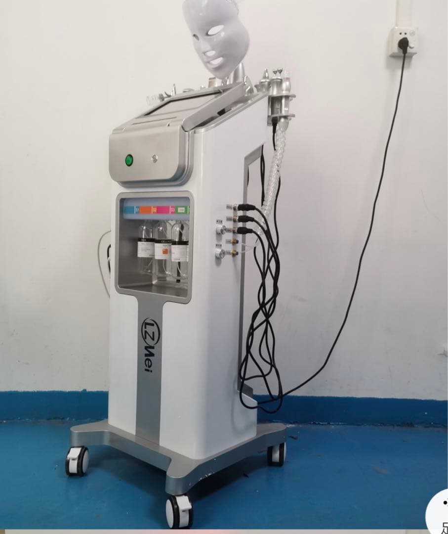 一台11役最新版　ハイドラフェイシャル　複合美容機