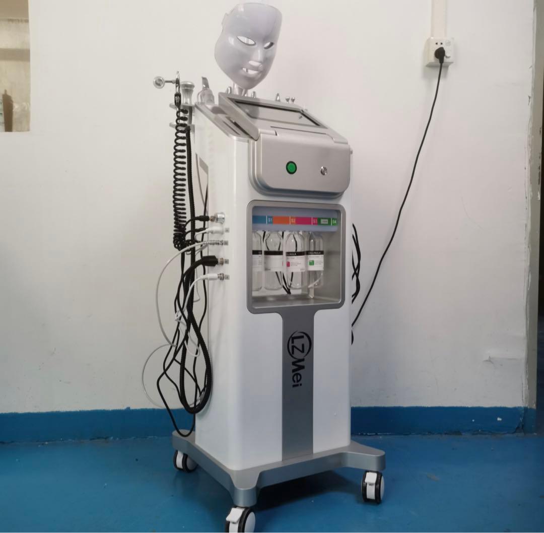 一台11役最新版　ハイドラフェイシャル　複合美容機