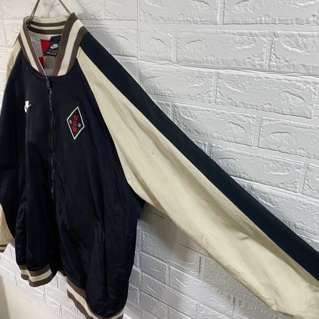 NSW NIKE スポーツウェア　オーバーサイズナイロンスタジャン