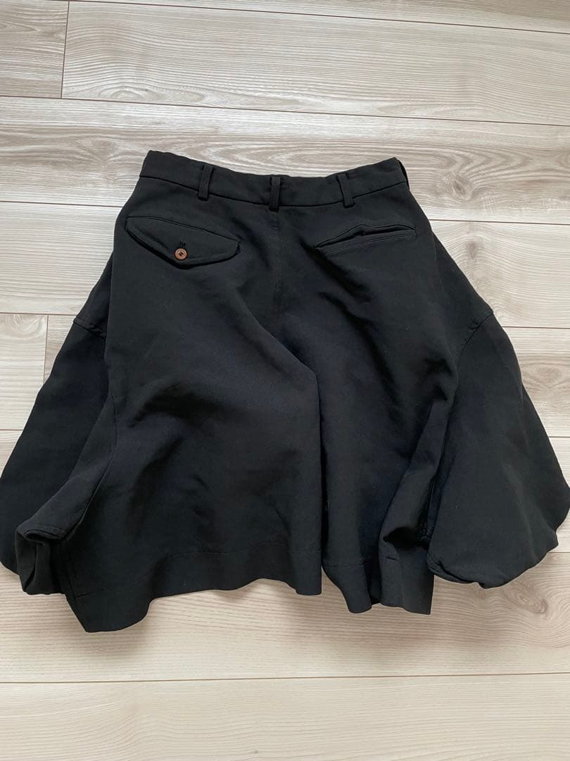 COMME des GARCONS コムデギャルソン ショーツ　ポリ縮絨　黒