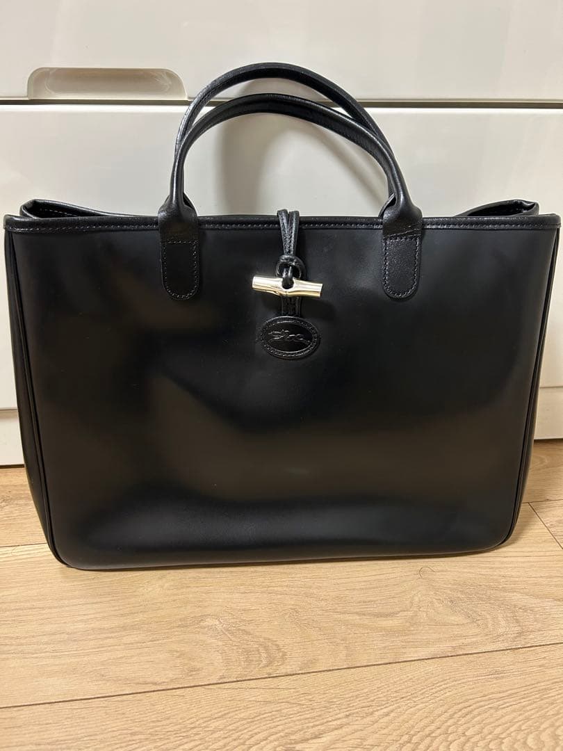 イクラ☆LONGCHAMP 黒 レザー ビジネスバッグ