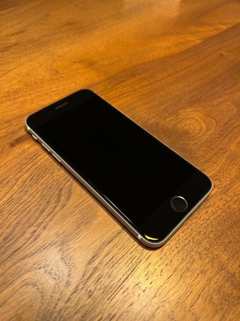 【美品】iPhone SE 2nd