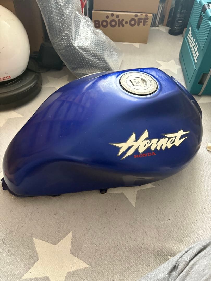 ホーネット250前期タンク