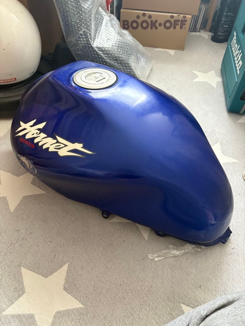 ホーネット250前期タンク