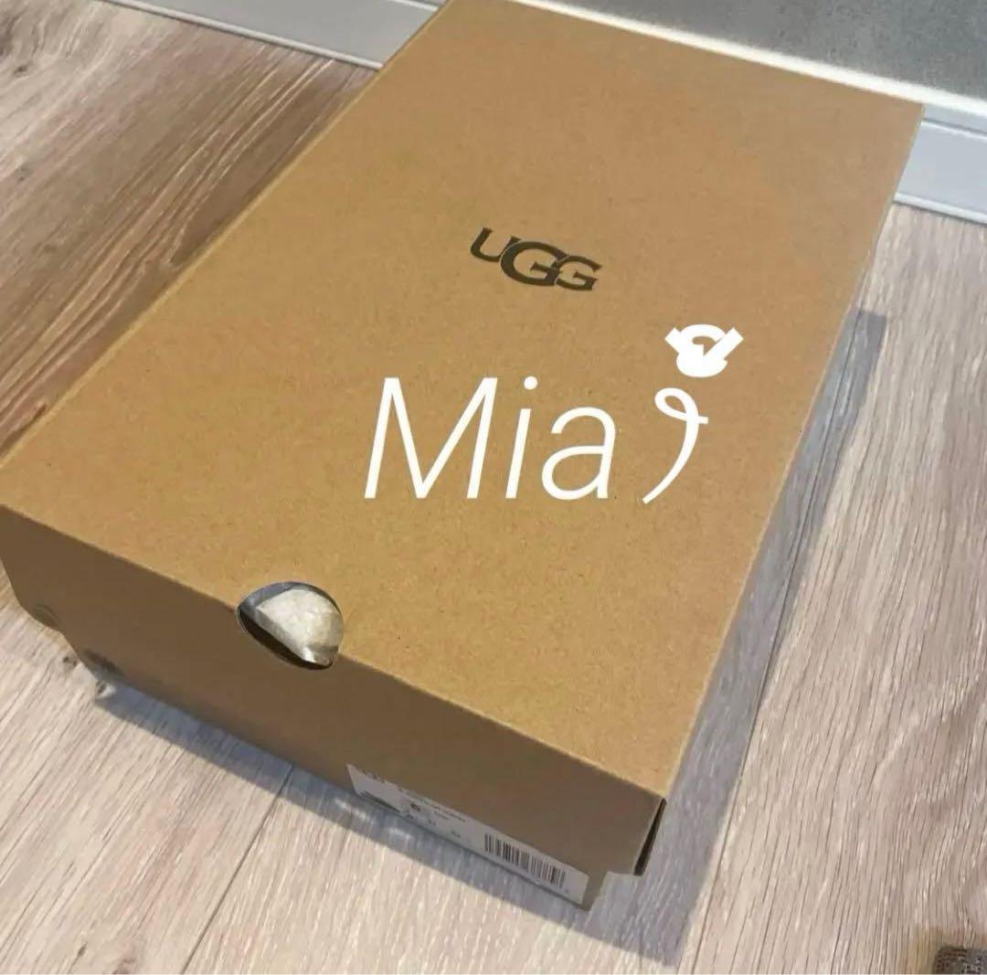 «早い者勝ち！箱付き»UGG スーパーフラッフスリッパ　ファースリッパ　23㎝♡