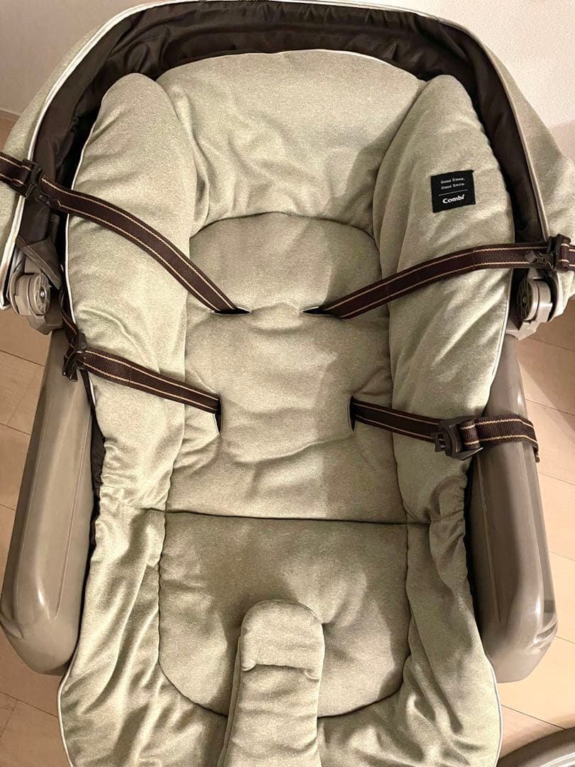 【美品】Combiコンビ ネムリラAT BEDi