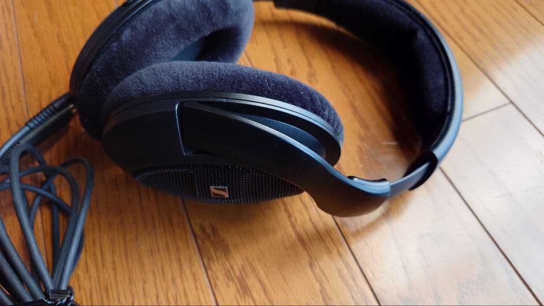 SENNHEISER HD560S ヘッドフォン