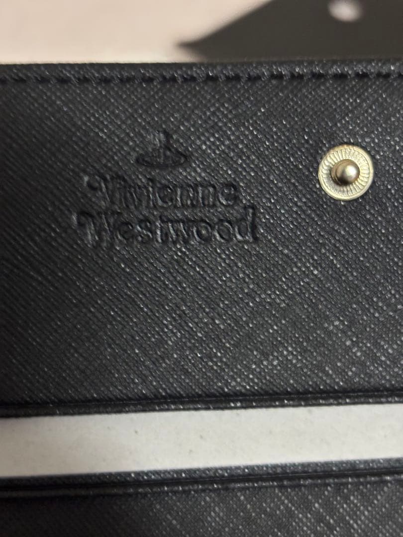 人気【新品 】Vivienne Westwood 折財布 長財布 シンプル