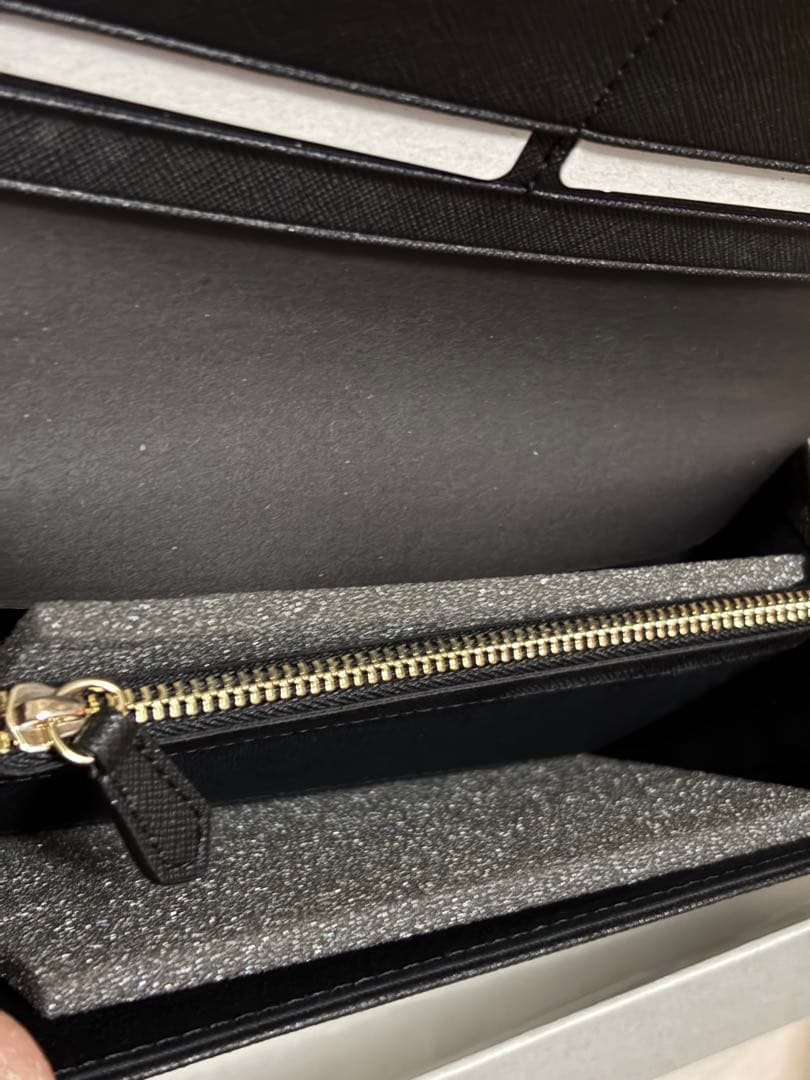 人気【新品 】Vivienne Westwood 折財布 長財布 シンプル