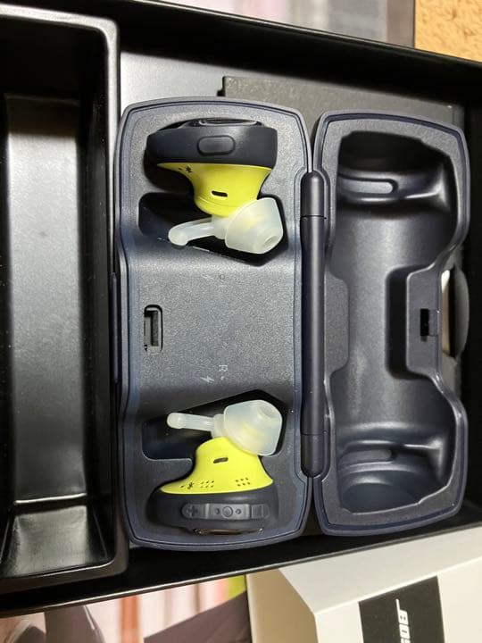 bose soundsport free イヤホン