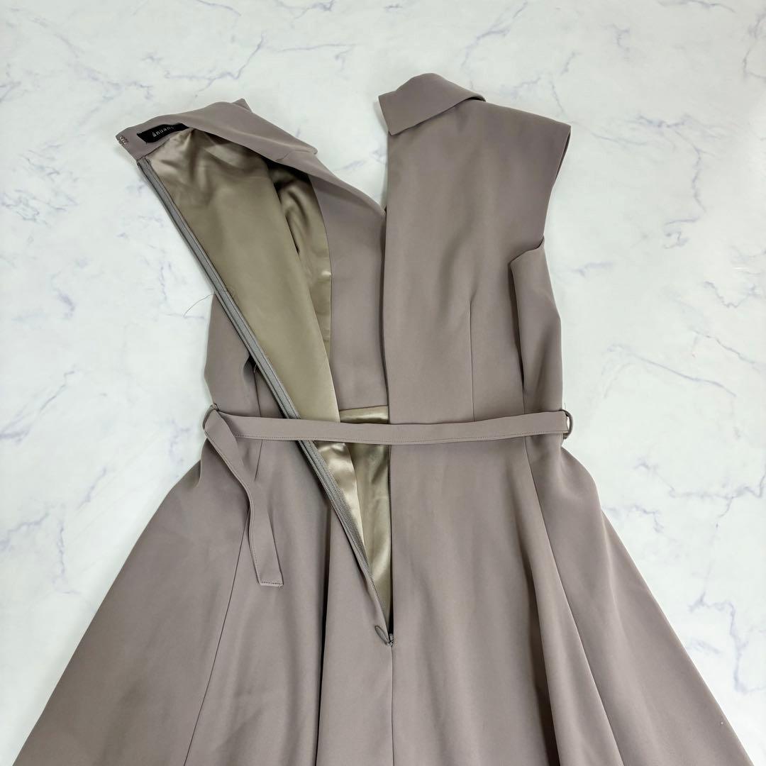 アニュアンス　ダブルサテンテーラードフレアワンピース　ベージュ