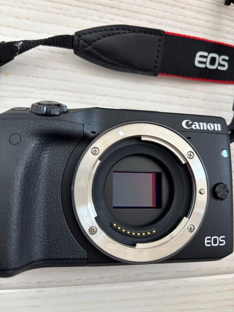 【美品・即日発送】Canon EOS M3 ダブルレンズ・保護セット