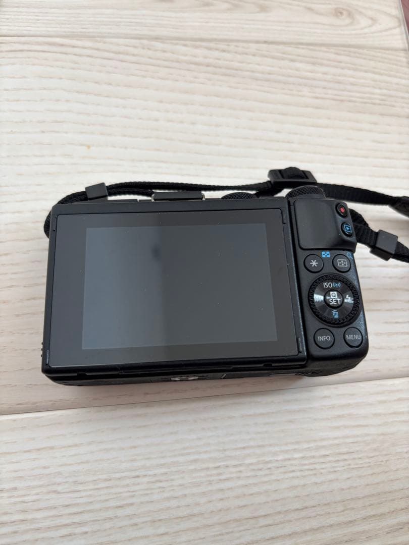 【美品・即日発送】Canon EOS M3 ダブルレンズ・保護セット