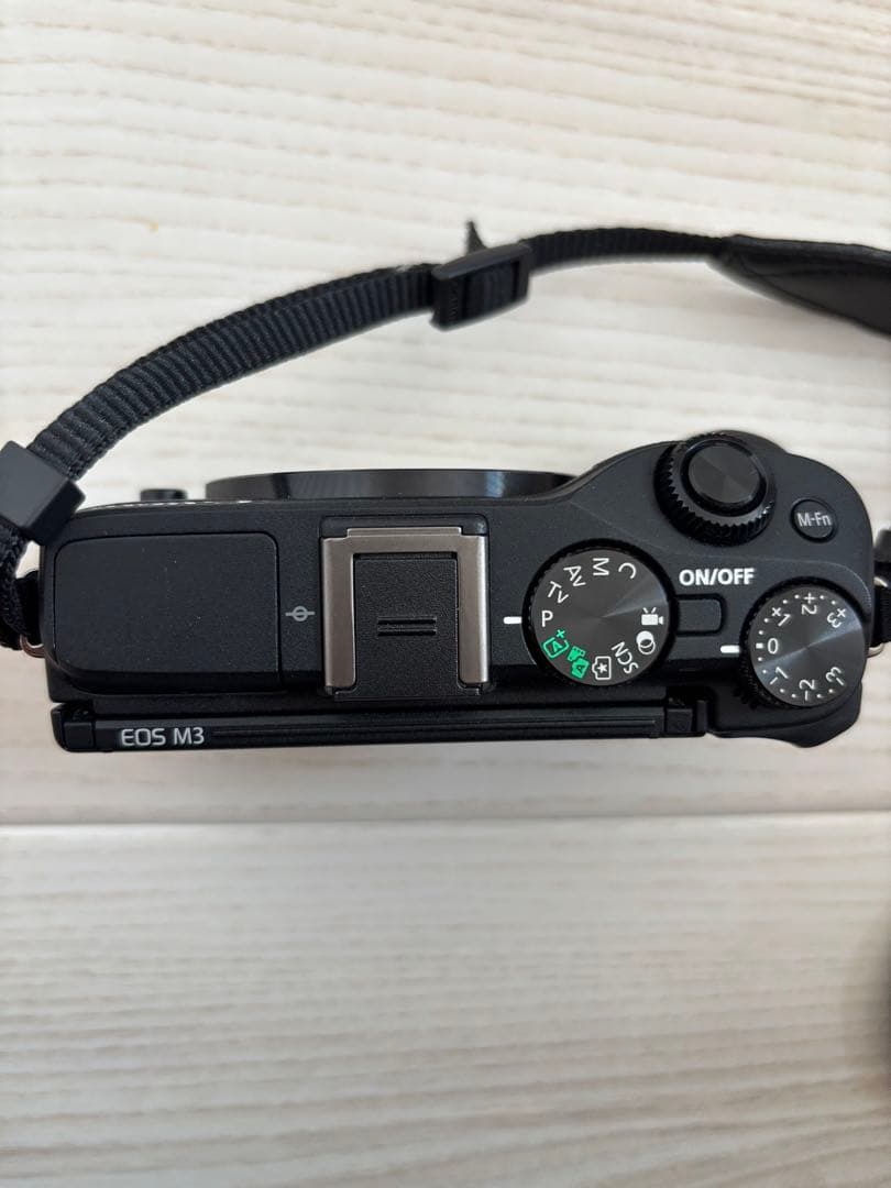 【美品・即日発送】Canon EOS M3 ダブルレンズ・保護セット