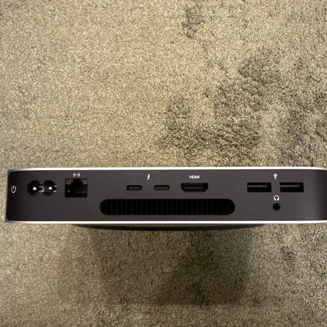 美品　Apple Mac mini M2 8GB/512GB