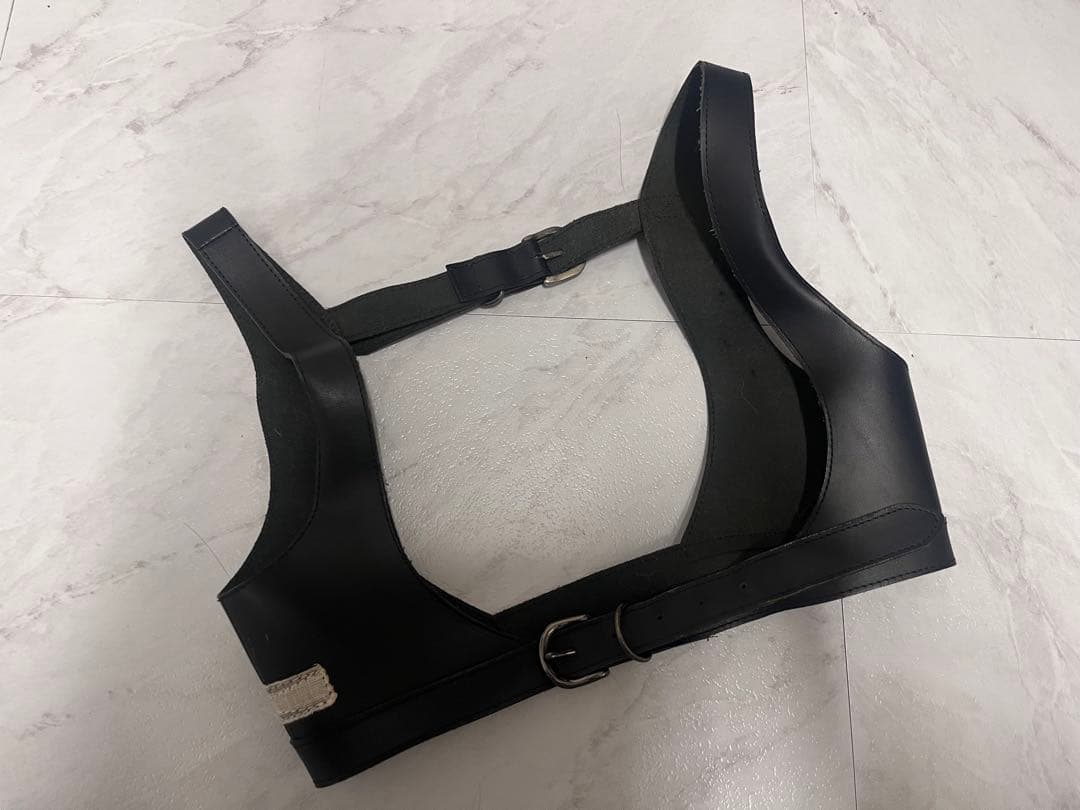 alice auaa レザーブラ