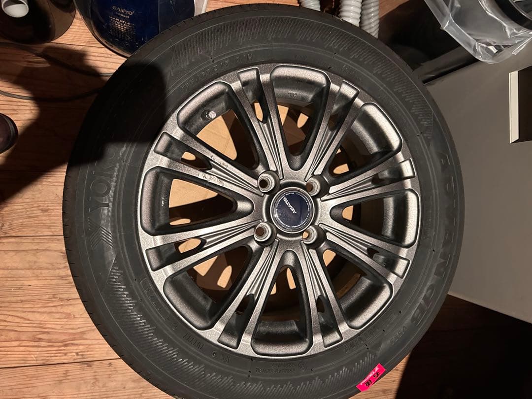 ヨコハマ　ADVAN 17565R15 4本セット