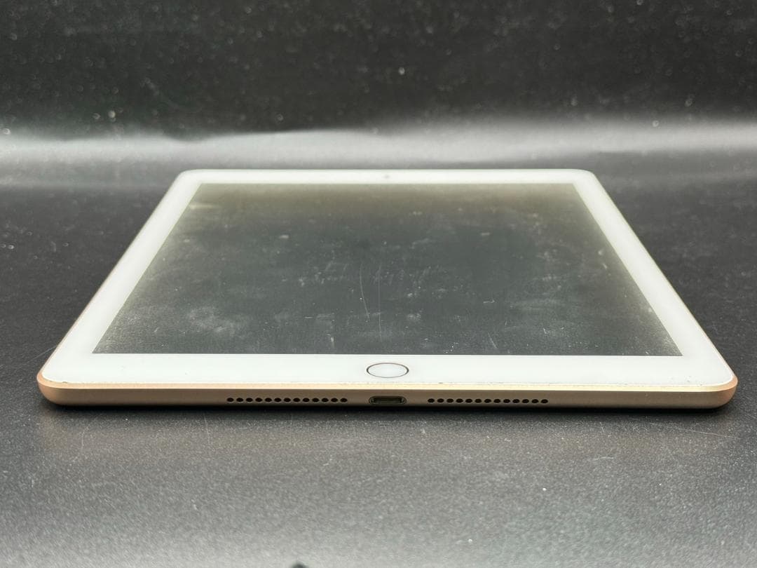 iPad 第6世代 128GB　A1893　Wi-Fiモデル