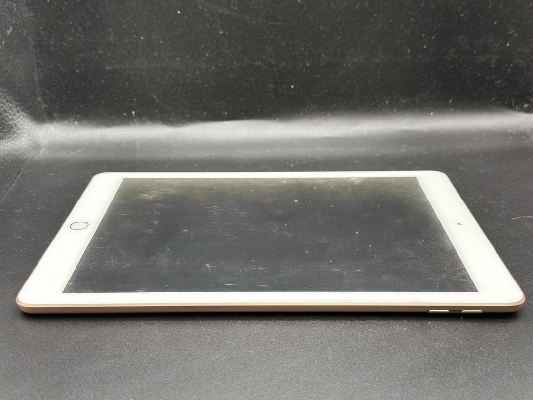 iPad 第6世代 128GB　A1893　Wi-Fiモデル