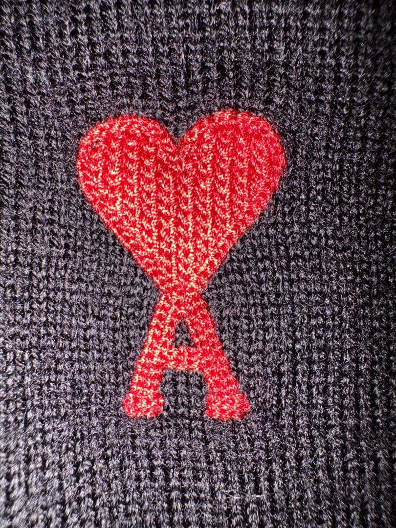 アミパリス　タートルネックセーター