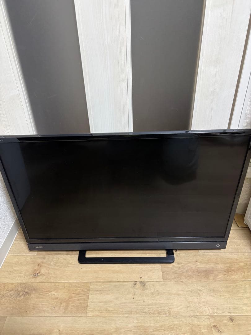 東芝　液晶テレビ32インチ　32S20 2017年製