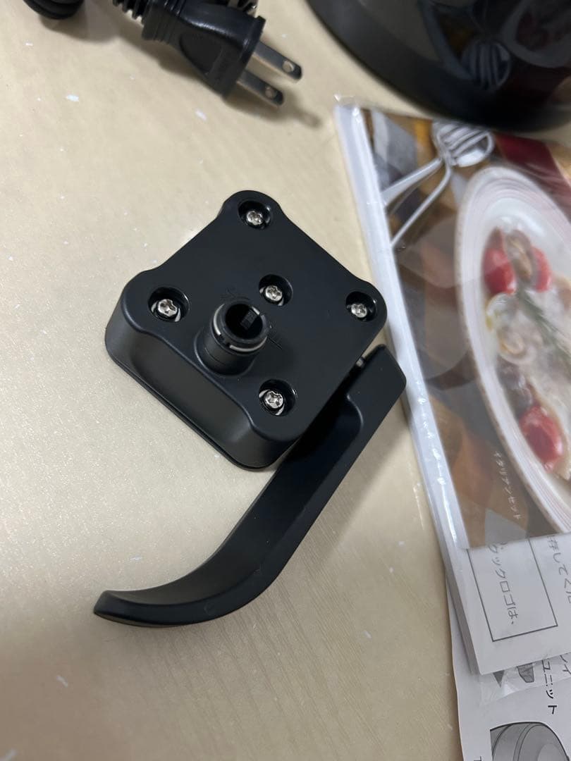 【美品】 23年製 ヘルシオ ホットクック KN-HW 10G SHARP