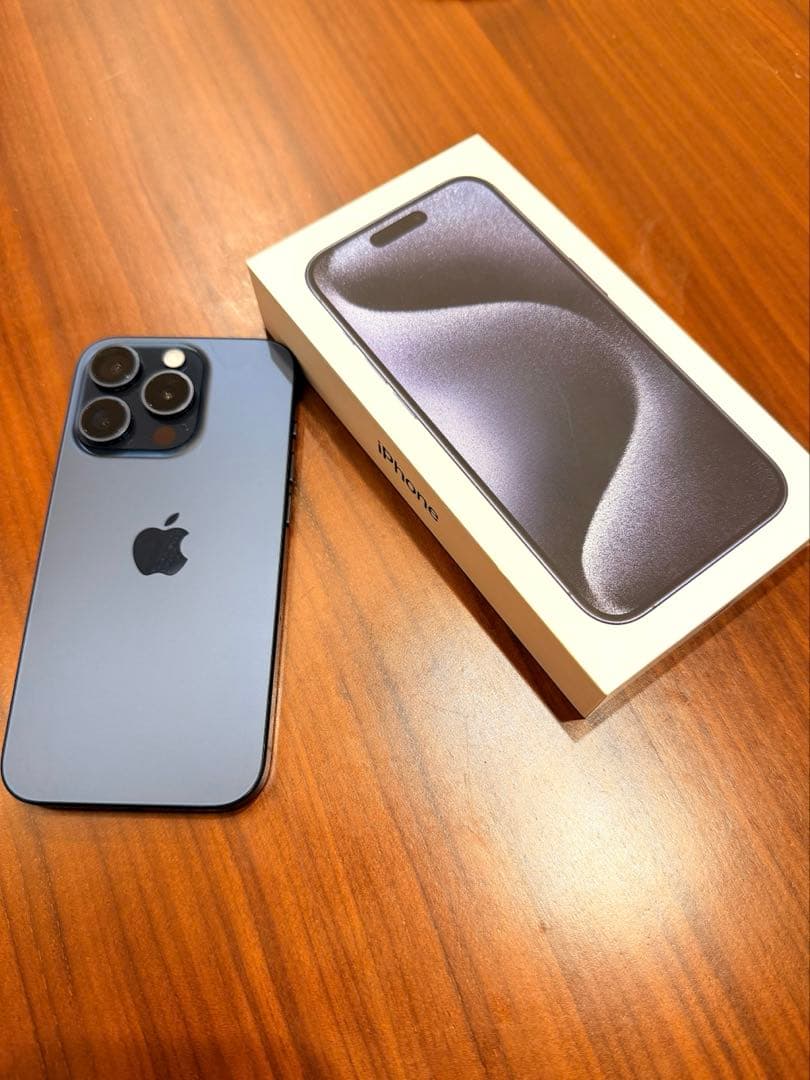 美品 Apple iPhone 15 Pro 128GB ブルー　SIMフリー