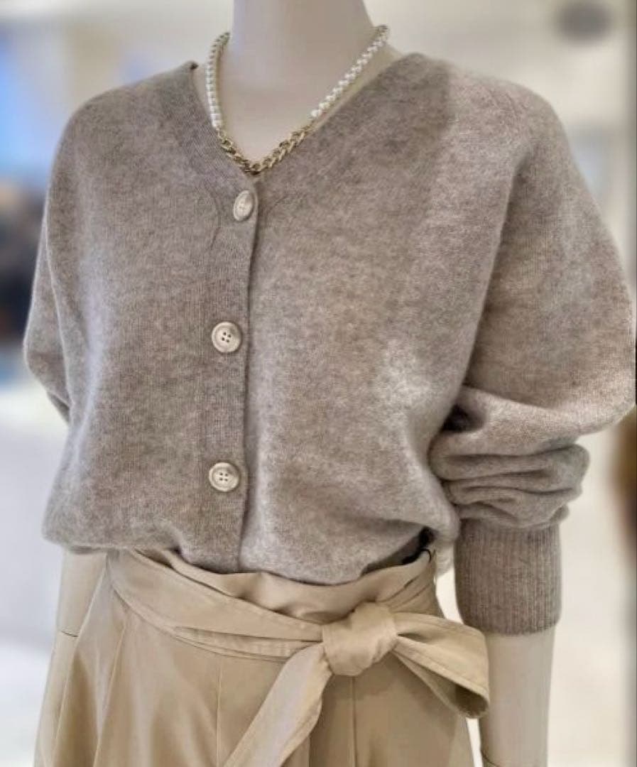 ルーニィ　ヤク100% カーディガン