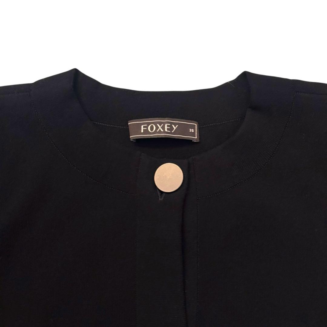 未使用級✨FOXEY 黒 パフ袖 ニットカーディガン 金ボタン 38 七分袖