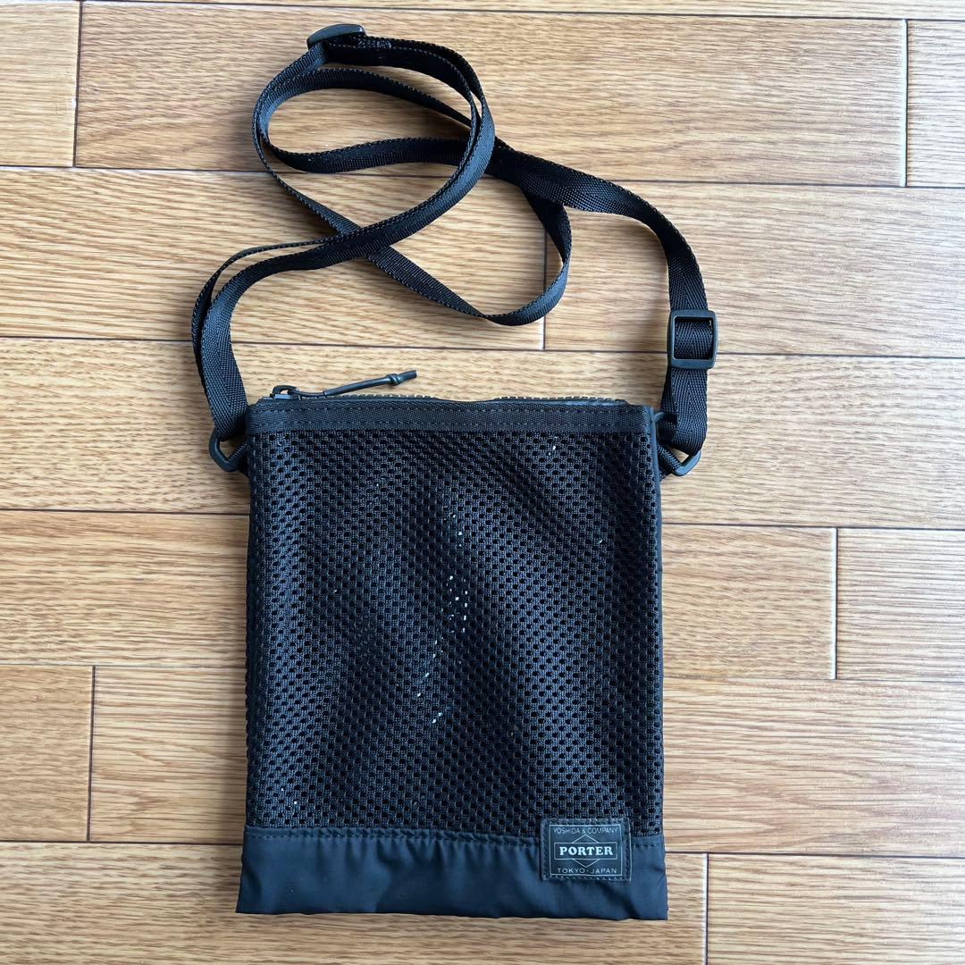 ポーター スクリーン サコッシュ