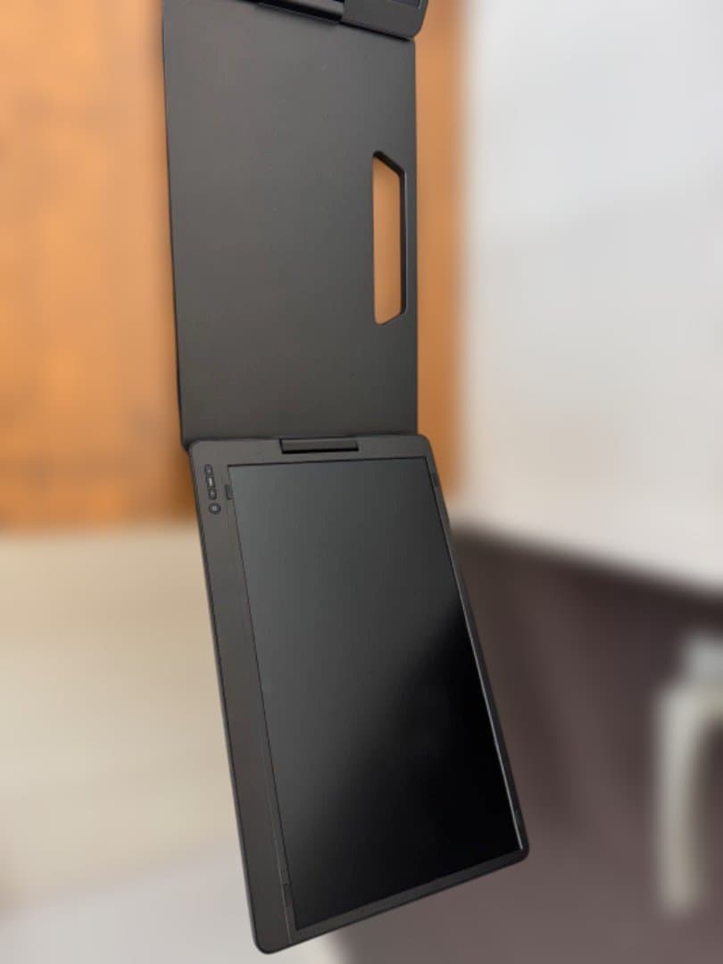 デュアルポータブルモニター（トリプルモニタータイプ）