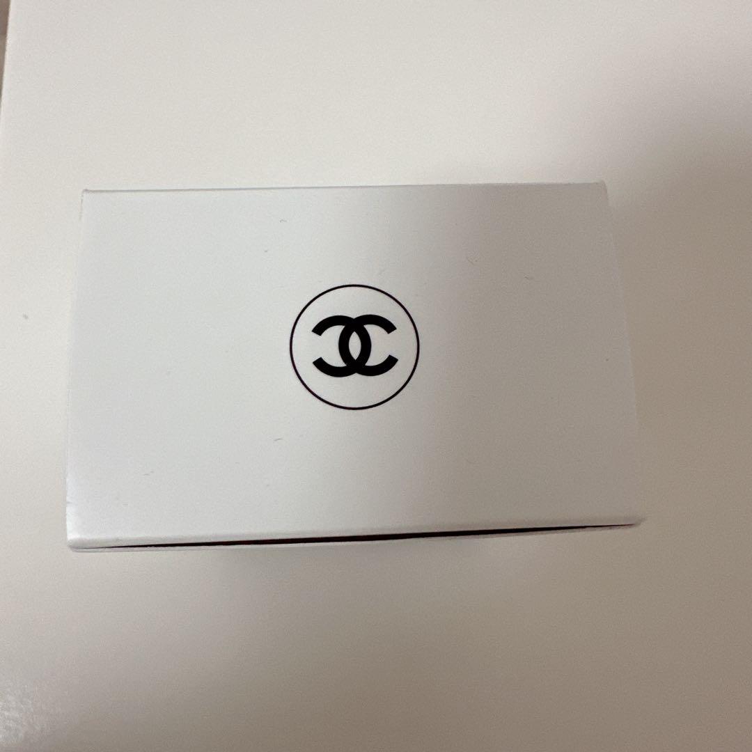 新品未使用 N°1 DE CHANEL セラム・アン・ブリューム シャネル