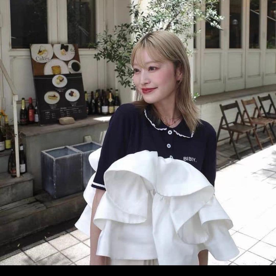 bibiy Bibiy. ROSIEPEPURAMUTOP ペプラム トップス