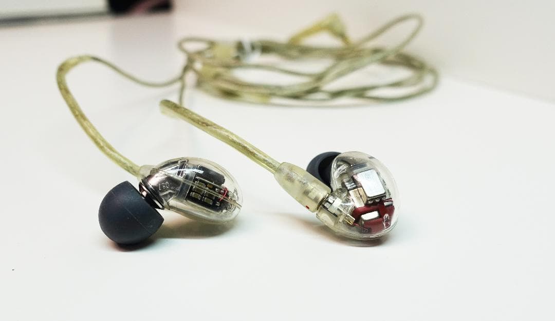 イヤホン SHURE SE846-CL-A