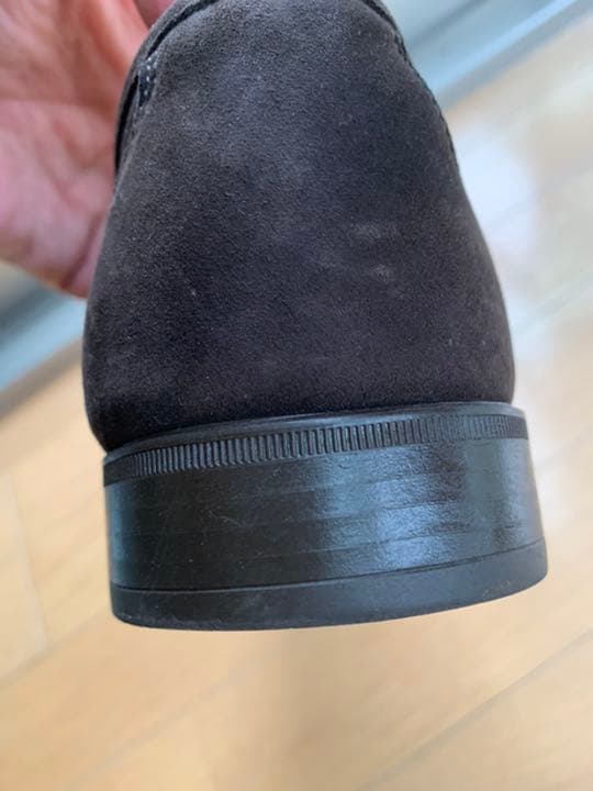 数回着用のみ美品フェラガモ　タッセルローファー、スリッポン、スウェード